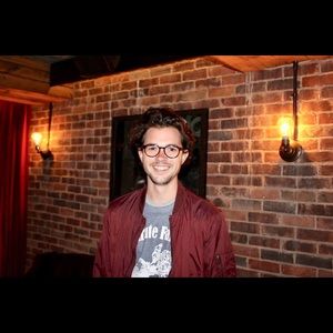 Meet your Posher, Chris